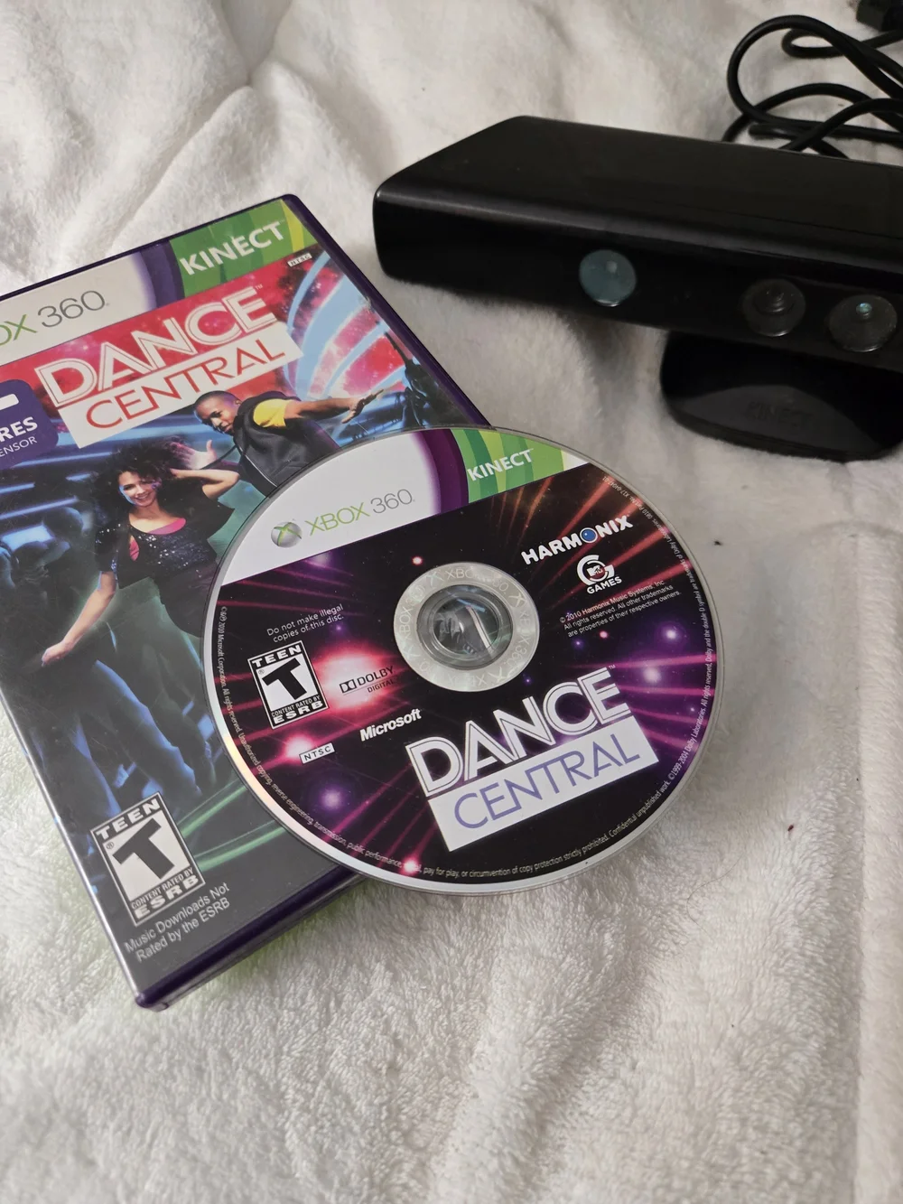 Microsoft Xbox 360 Kinect Sensor Bar Model 1414 W 2 Games Bundle Lot